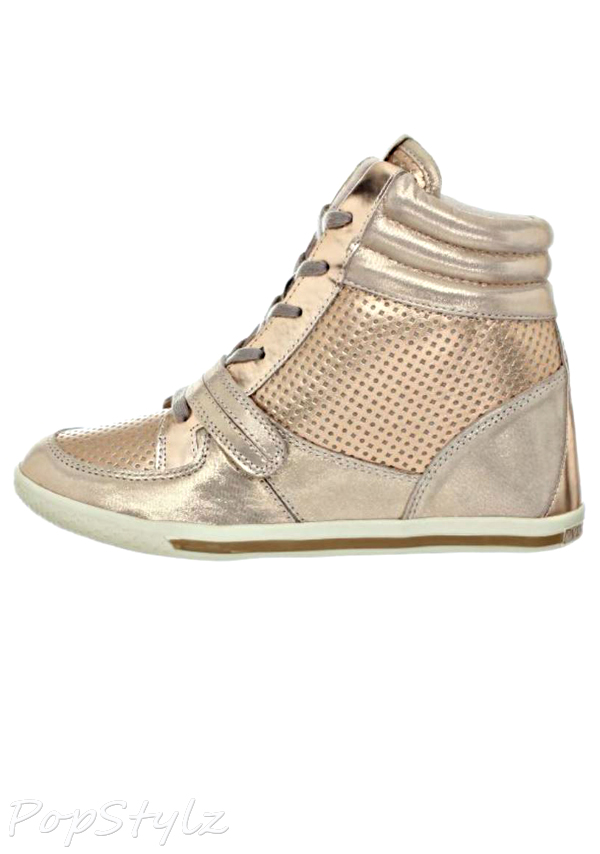Vince Camuto Frankies Fashion Leather Sneaker