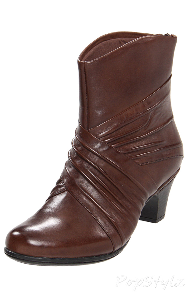 Cobb Hill Women's Shannon Leather Boot